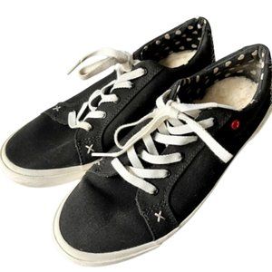 UGG Black Lace Up Textile Sneakers Fleece Insole - 8